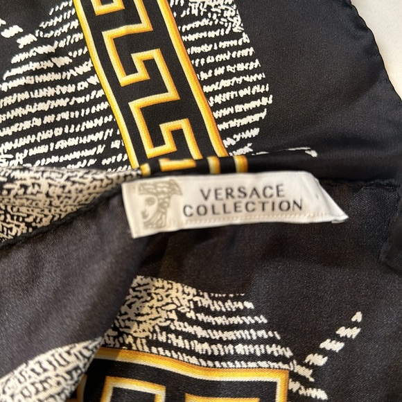 Versace Collection scarf - Picture 4 of 5
